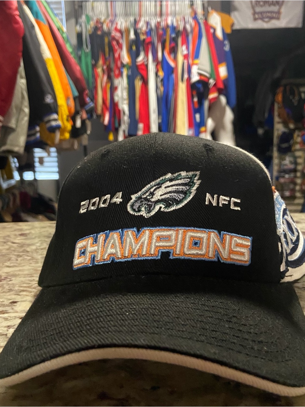 NFL Philadelphia Eagles Black 2004 NFC Champions Hat